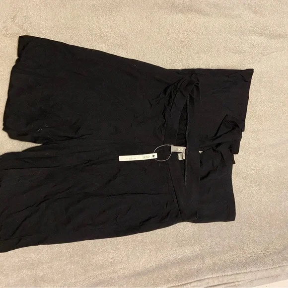 NWT ASOS bell bottom stretchy pants - Picture 5 of 5